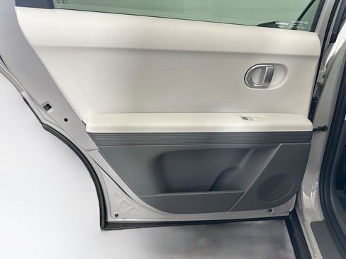 Used 2024 Hyundai Ioniq 5 SEL RWD image 26