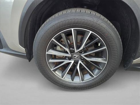 Used 2022 Lexus NX 250 NX 250 image 22