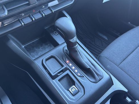 Used 2024 Chevrolet Colorado W/T image 14