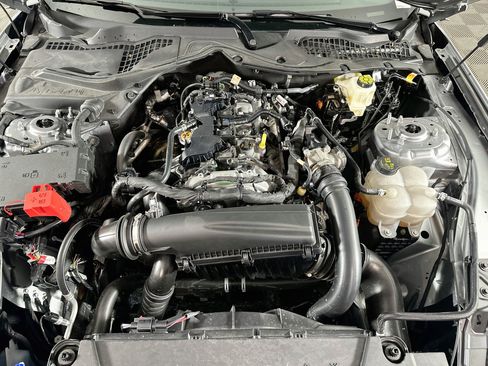 Used 2025 Ford Mustang Premium RWD image 29