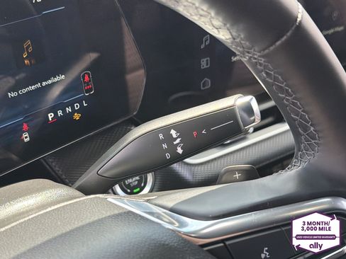 Used 2025 Chevrolet Equinox LT AWD/4WD image 20