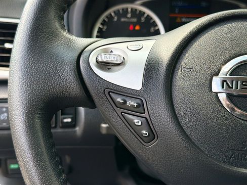 Used 2019 Nissan Sentra SV image 32