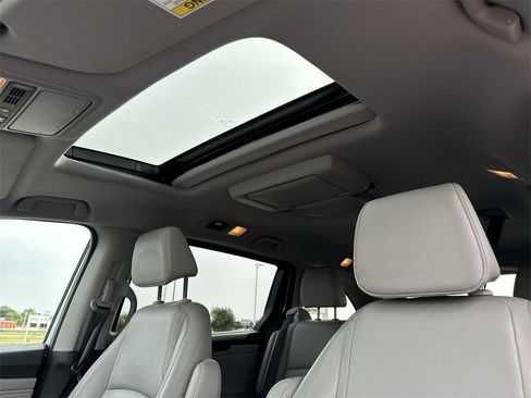 Used 2020 Honda Odyssey Touring image 22