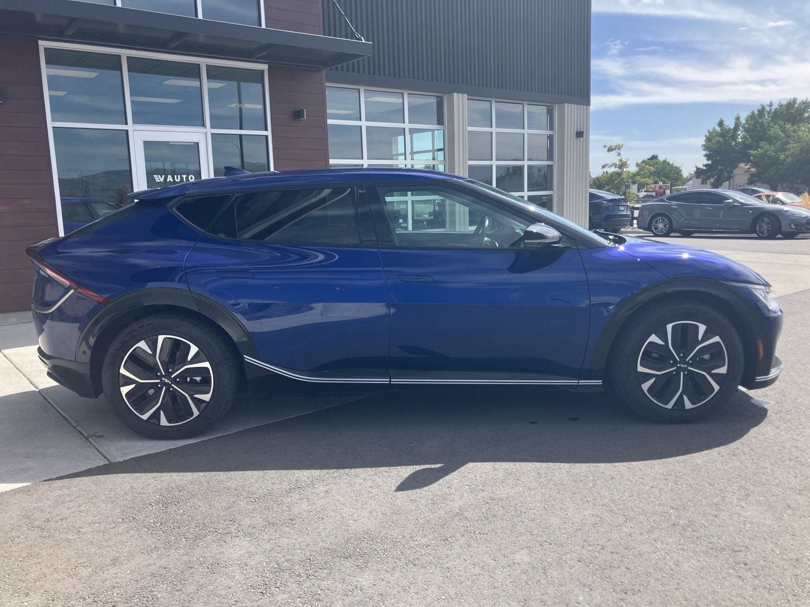 Used 2022 Kia EV6 Wind w/ Wind Technology Package AWD/4WD image 9