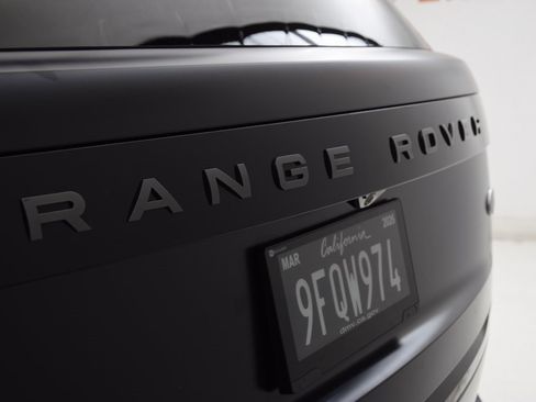 Used 2023 Land Rover Range Rover Long Wheelbase Autobiography image 14