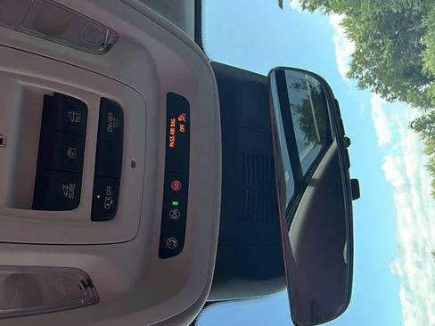Certified 2024 Buick Envision Avenir AWD/4WD image 17