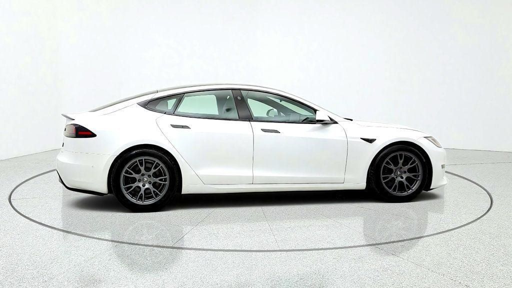 Used 2022 Tesla Model S Plaid AWD/4WD image 4