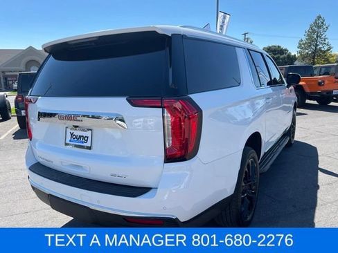 Used 2023 GMC Yukon XL SLT AWD/4WD image 5