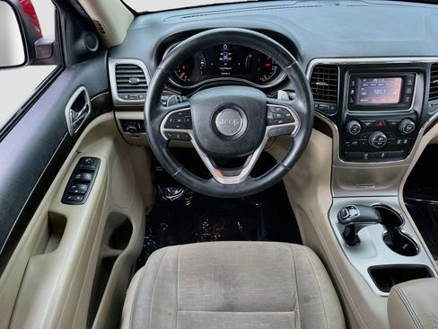 Used 2014 Jeep Grand Cherokee Laredo w/ Quick Order Package 23E RWD image 18