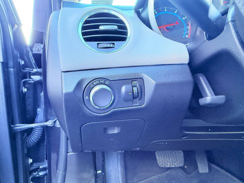 Used 2016 Chevrolet Cruze LT image 22