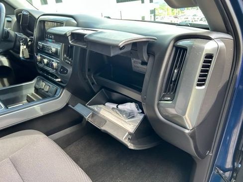 Used 2018 Chevrolet Silverado 1500 LT w/ All Star Edition AWD/4WD image 13