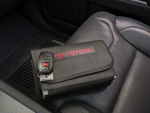 Used 2023 Toyota Sequoia Platinum AWD/4WD image 54
