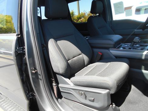 New 2026 Ford F150 XLT w/ Equipment Group 302A MID image 47