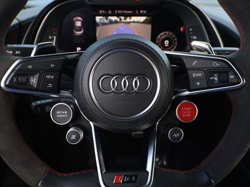 Used 2021 Audi R8 V10 RWD image 16