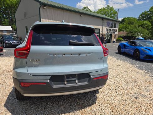 Used 2019 Volvo XC40 T5 Momentum AWD/4WD image 5