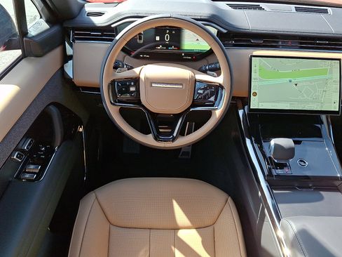 New 2026 Land Rover Range Rover Sport Dynamic SE AWD/4WD image 4