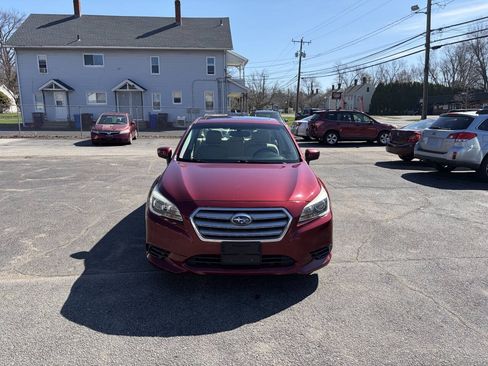 Used 2016 Subaru Legacy 2.5i Premium w/ Moonroof Package AWD/4WD image 3