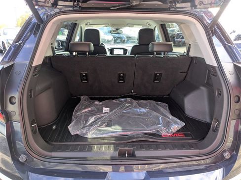 Used 2019 GMC Terrain SLT w/ Preferred Package image 28