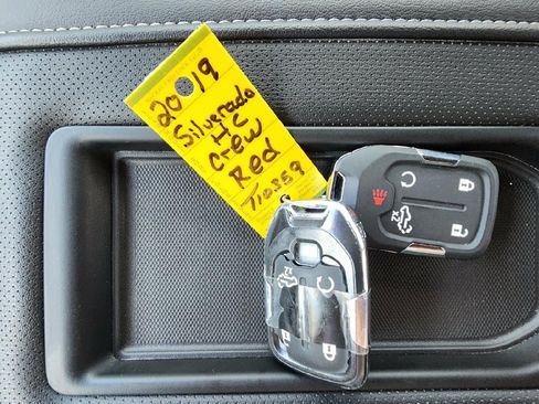 Used 2019 Chevrolet Silverado 1500 High Country AWD/4WD image 27