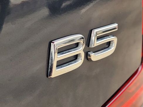 Used 2024 Volvo S60 B5 Plus FWD image 7