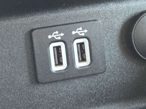 Used 2019 Ford Fusion SE image 17