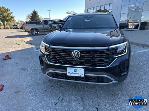 Used 2024 Volkswagen Atlas Cross Sport SE image 10
