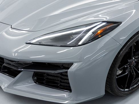 Used 2025 Chevrolet Corvette Z06 w/ Stealth Interior Trim Package image 10