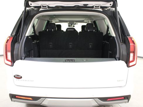 Used 2025 Ford Expedition Max Platinum AWD/4WD image 14