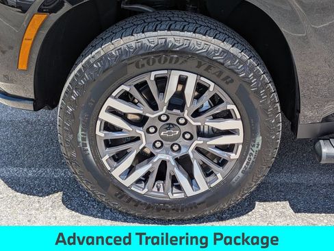 Used 2026 Chevrolet Tahoe Z71 w/ Comfort Package AWD/4WD image 12