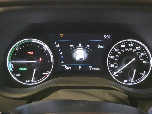 Used 2024 Toyota Sienna Platinum image 34