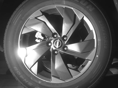 Used 2025 Nissan Rogue SV image 15