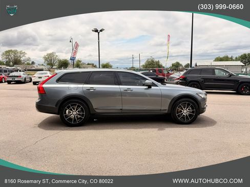 Used 2020 Volvo V90 T6 Cross Country w/ Advanced Package AWD/4WD image 4