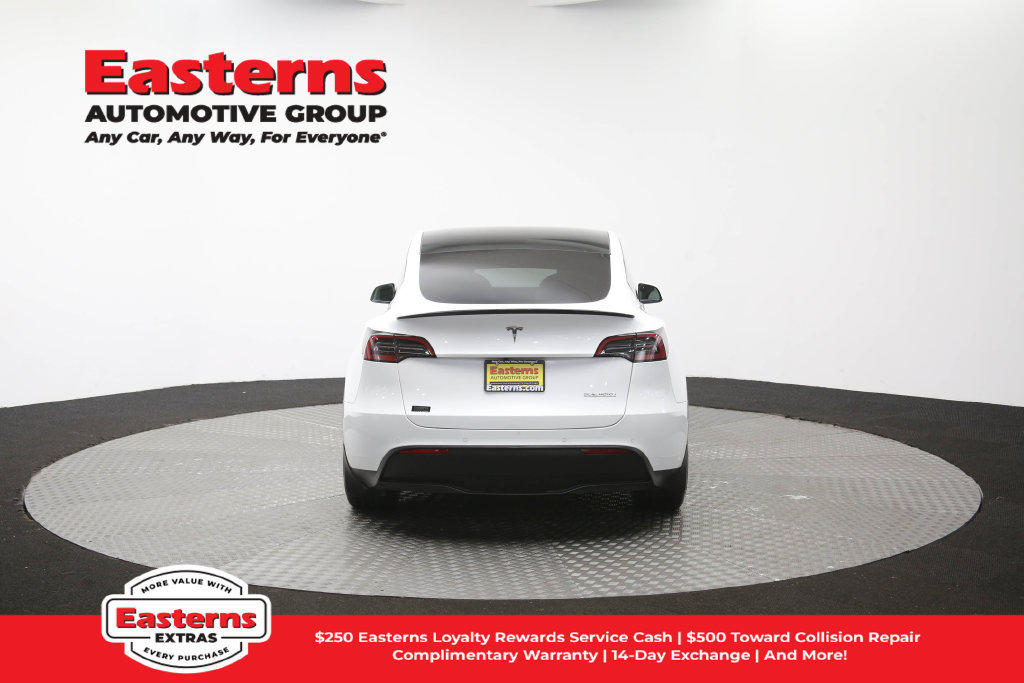 Used 2022 Tesla Model Y Performance AWD/4WD image 34