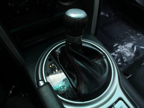 Used 2015 Scion FR-S RWD image 21