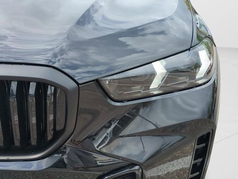 New 2026 BMW X5 xDrive50e image 17