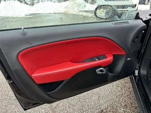 Used 2023 Dodge Challenger R/T w/ Blacktop Package image 10