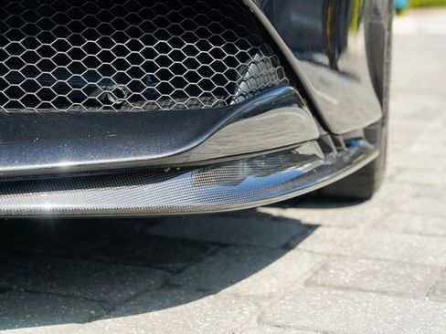 Used 2022 Ferrari SF90 Spider image 42