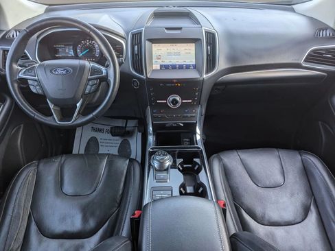 Used 2020 Ford Edge Titanium w/ Equipment Group 301A FWD image 10