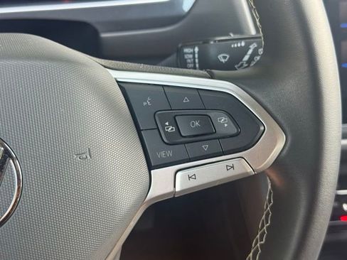 Used 2024 Volkswagen Tiguan Wolfsburg Edition image 29