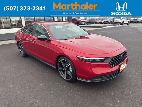 Used 2025 Honda Accord Sport image 7