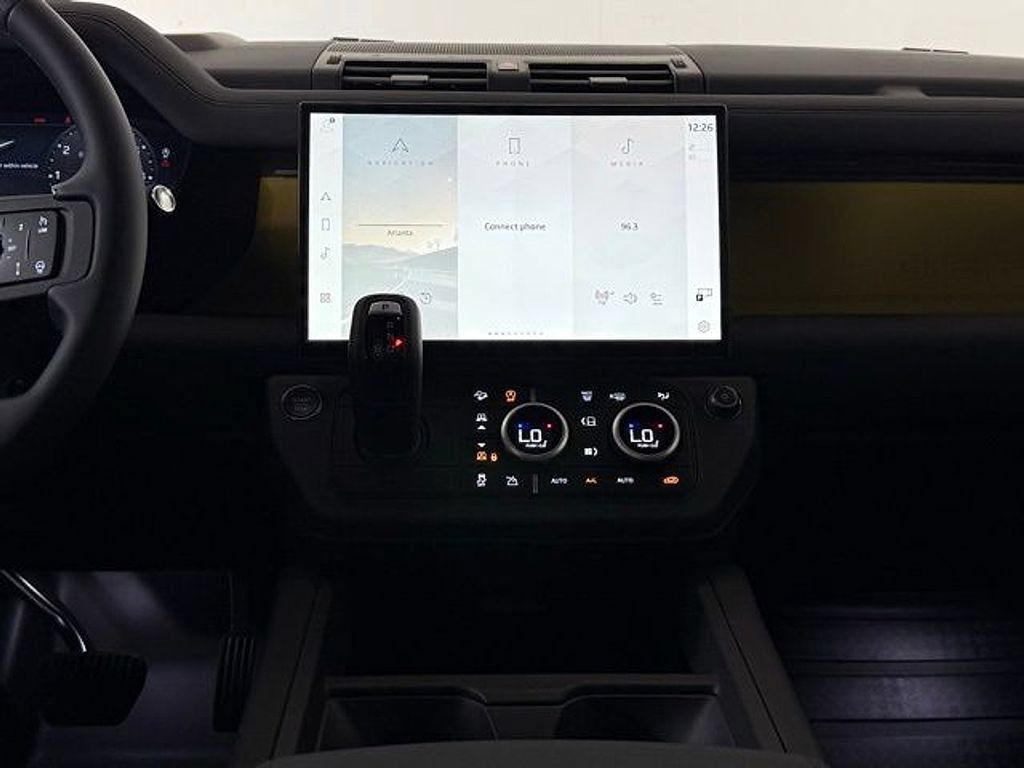 New 2026 Land Rover Defender 110 AWD/4WD image 27