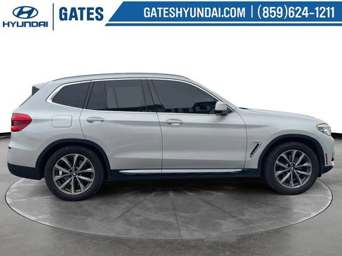 Used 2019 BMW X3 xDrive30i w/ Executive Package AWD/4WD image 3
