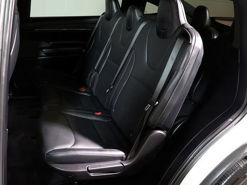 Used 2023 Tesla Model X AWD/4WD image 19