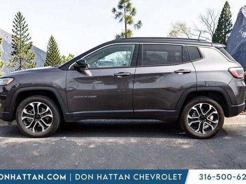 Used 2024 Jeep Compass Limited image 2