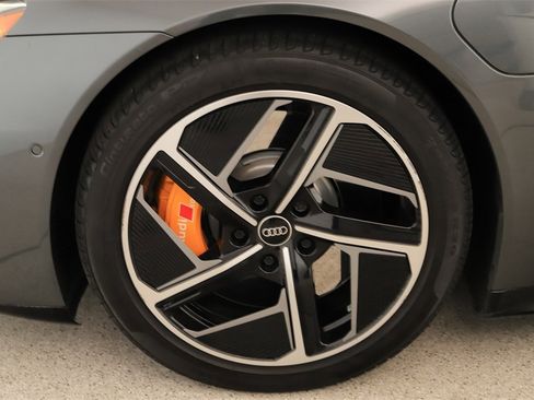 Used 2024 Audi RS e-tron GT w/ Carbon Performance Package image 33