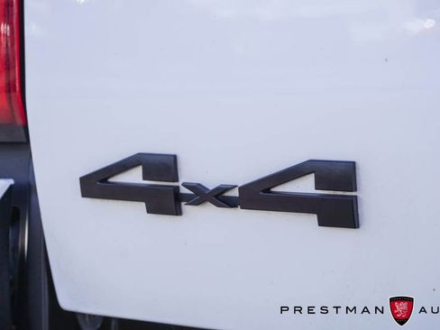 Used 2024 Toyota Tacoma TRD Off-Road image 8