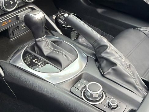 Used 2019 FIAT 124 Spider Lusso w/ Convenience Group image 33