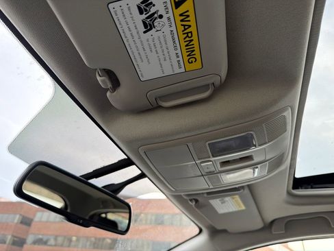 Used 2016 MAZDA MAZDA3 i Grand Touring image 28