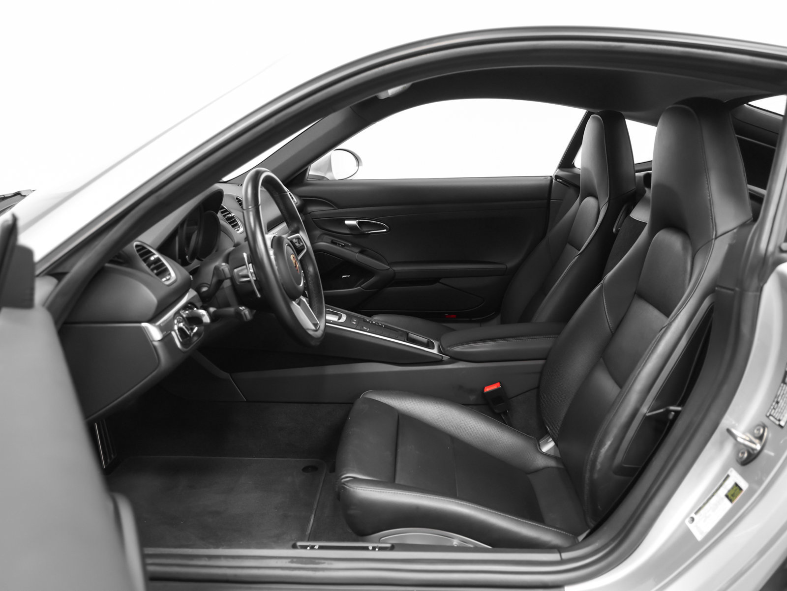 Certified 2021 Porsche 718 Cayman S RWD image 45