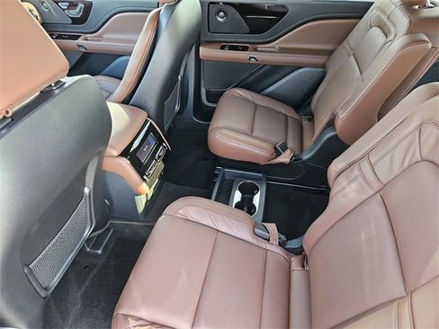 New 2026 Lincoln Aviator Reserve image 28